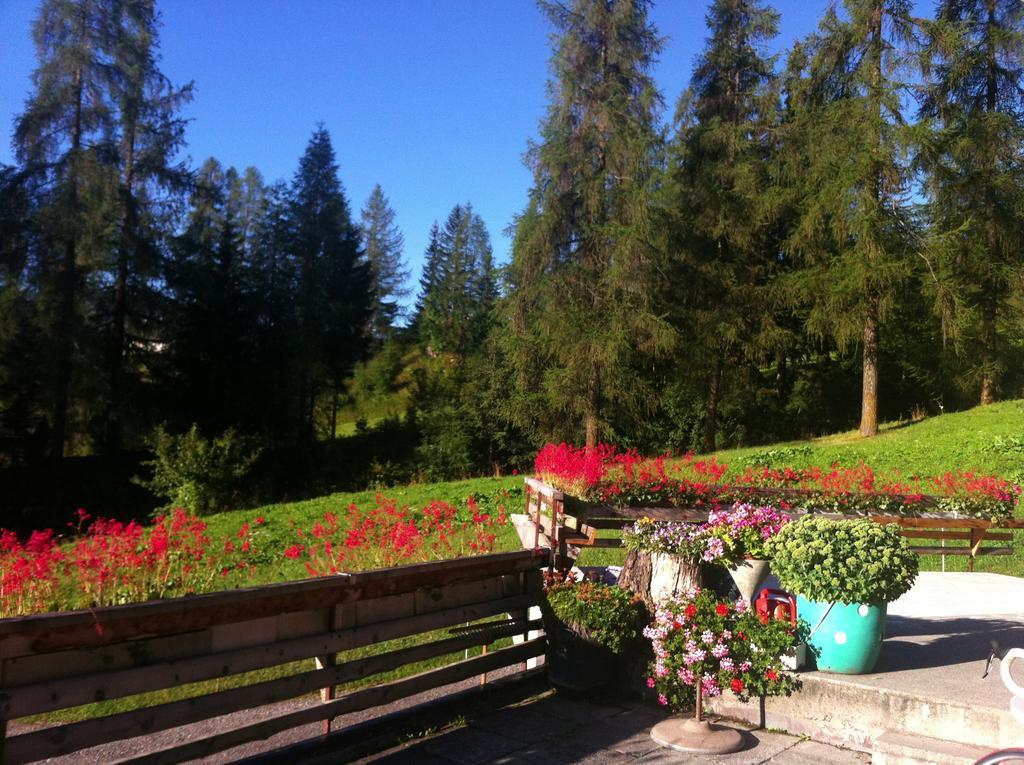 Bnb Guesthouse Lusi Frauenkirch Exterior photo